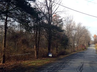 241 E Fallkill Rd, Hyde Park, NY 12538