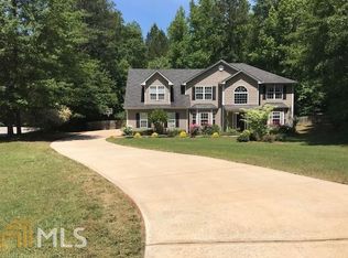 45 Barrington Bottoms Ct, Sharpsburg, GA 30277