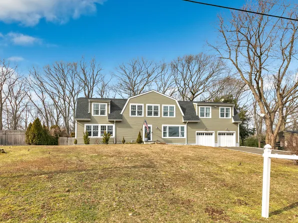 41 Mohawk Drive, Norwalk, CT 06851