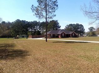 418 Flowing Well Rd, Leesburg, GA 31763