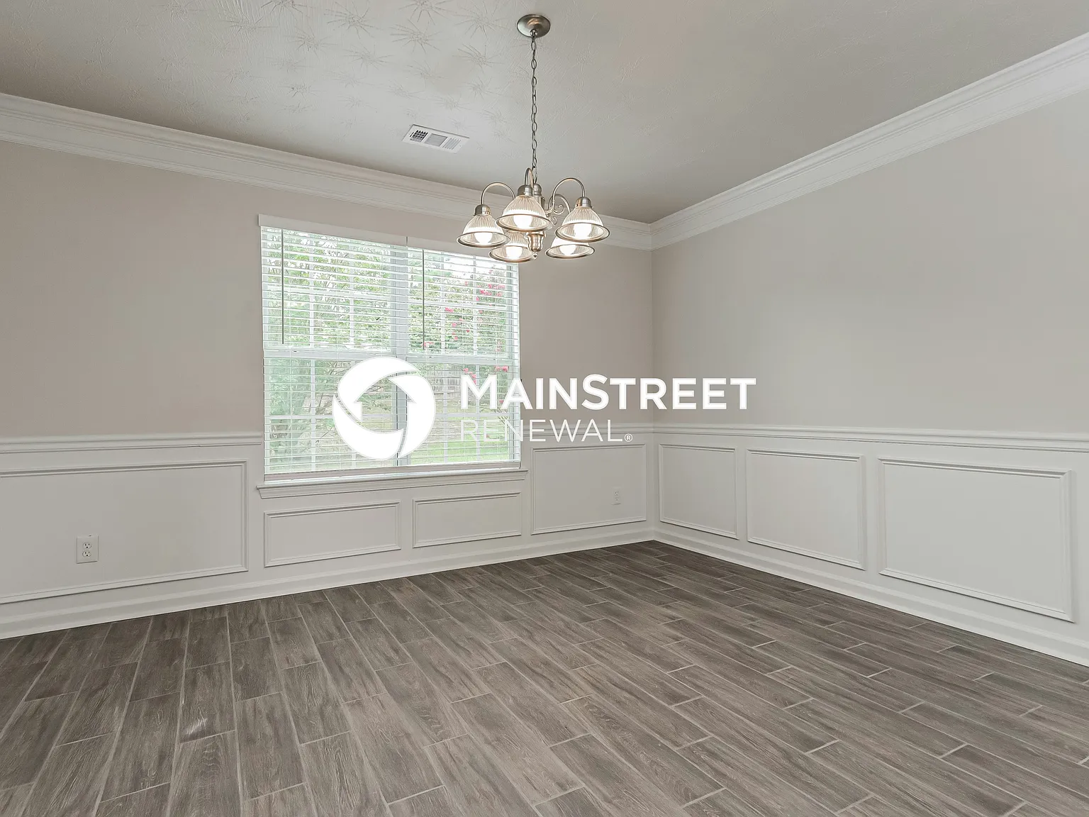 1219 Polk Xing — Photo 4