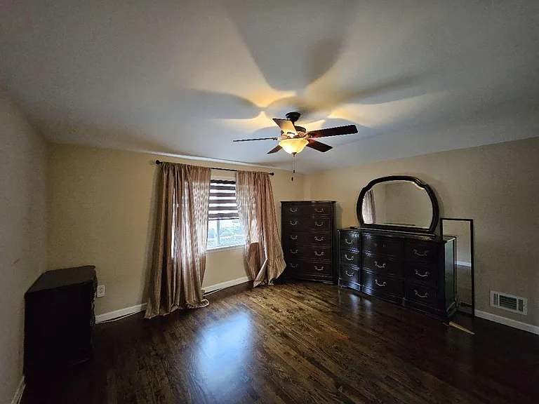 783 Rossville Ave #2 — Photo 19