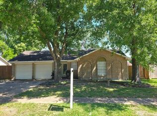 3223 Cedarmont Dr, La Porte, TX 77571