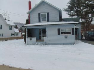 112 S River St, Athens, PA 18810