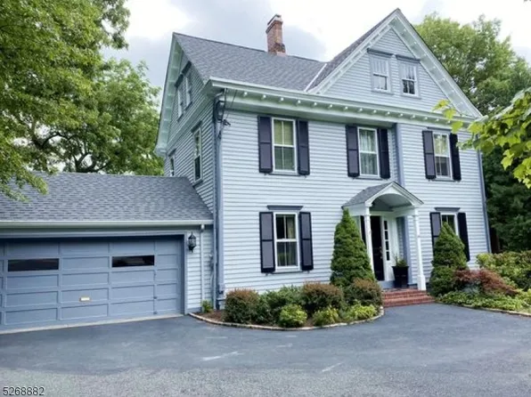 58 Old Short Hills Rd, Millburn Twp., NJ 07078