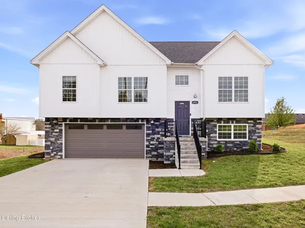 4901 S Woodland Dr, Radcliff, KY 40160