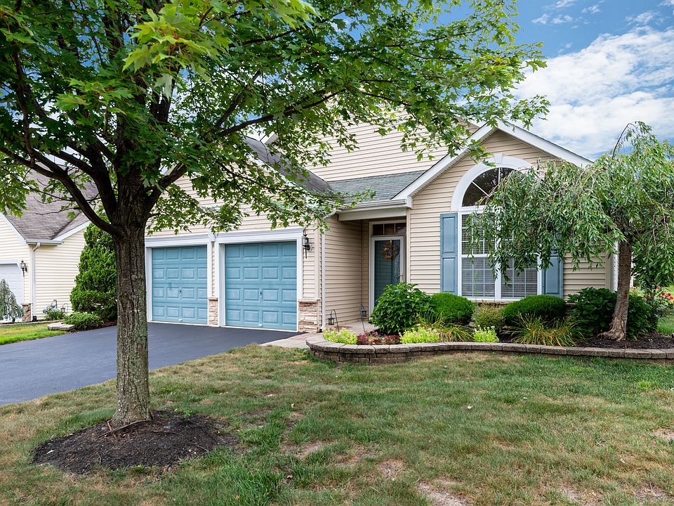 1st image of 426 Monticello Ln