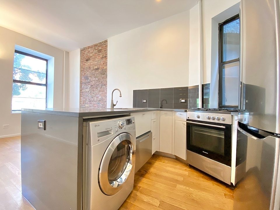 1st image of 410 W 36th St #1F