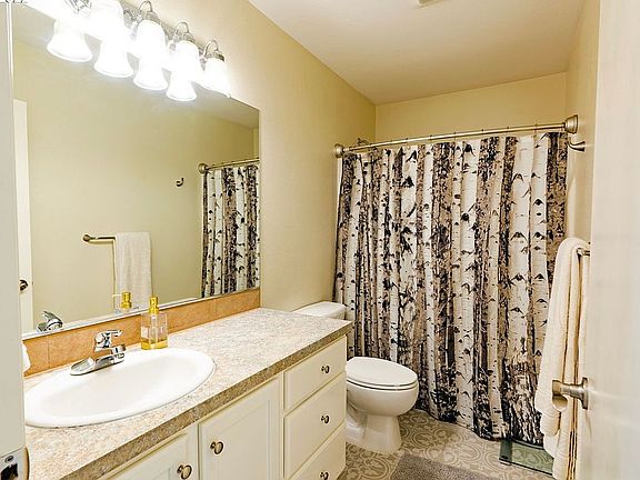 Upstairs Bath