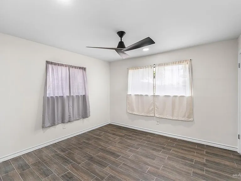 211 Gastel Cir #4 — Photo 7