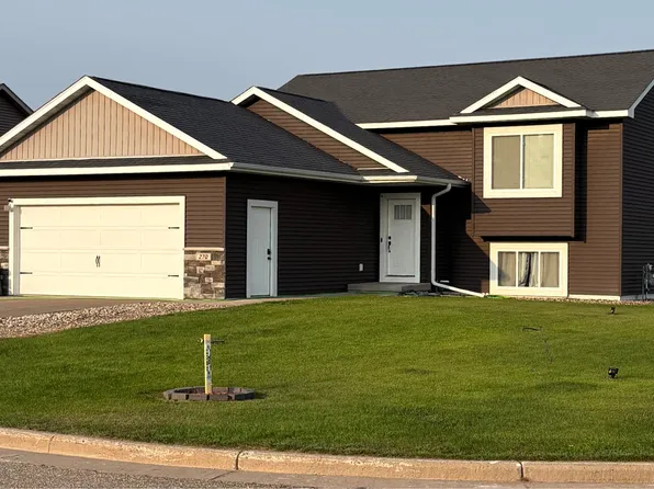 270 Prairie Rd, New Richmond, WI 54017