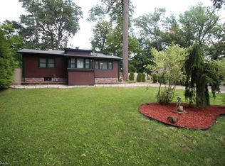 97 Riveredge Rd, Lincoln Park, NJ 07035