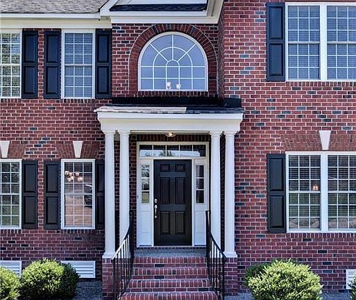 4th image of 4075 Dunbarton Cir