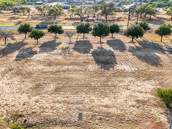 2nd image of 101 medium meadow