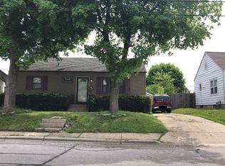 861 High St, Aurora, IL 60505