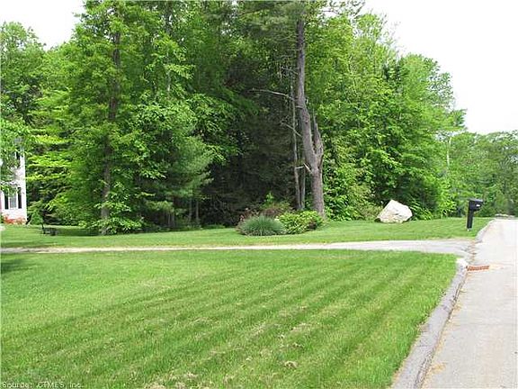 5th image of 146 Meadowview Dr