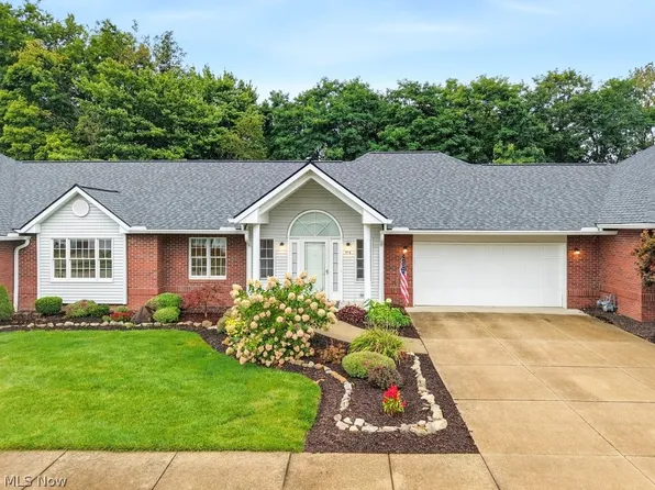 976 Rosemarie Cir, Wadsworth, OH 44281