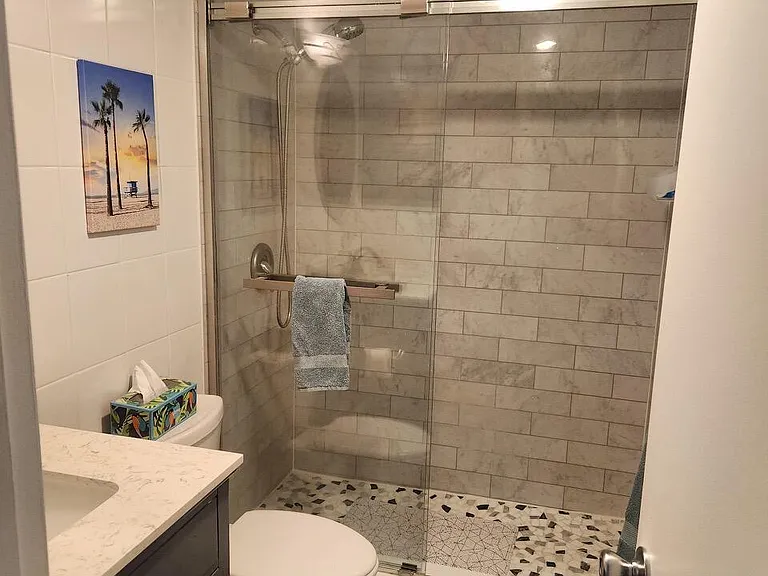 102 Westbury E #102 — Photo 9