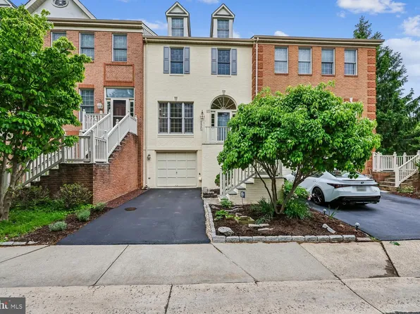 130 Winding Rose Dr, Rockville, MD 20850