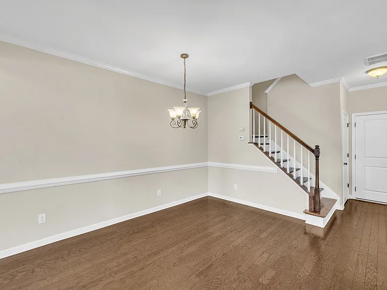 1333 Alemany St — Photo 10