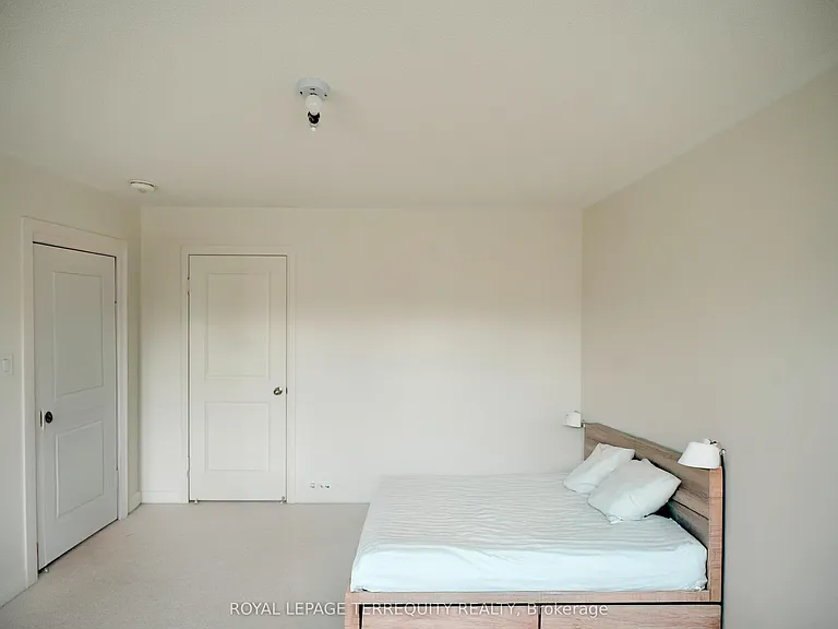 27 Clipper Ln — Photo 13