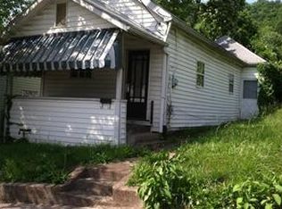 1452 Stuart St, Charleston, WV 25387