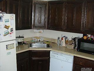 5th image of 209 Tudor Ln