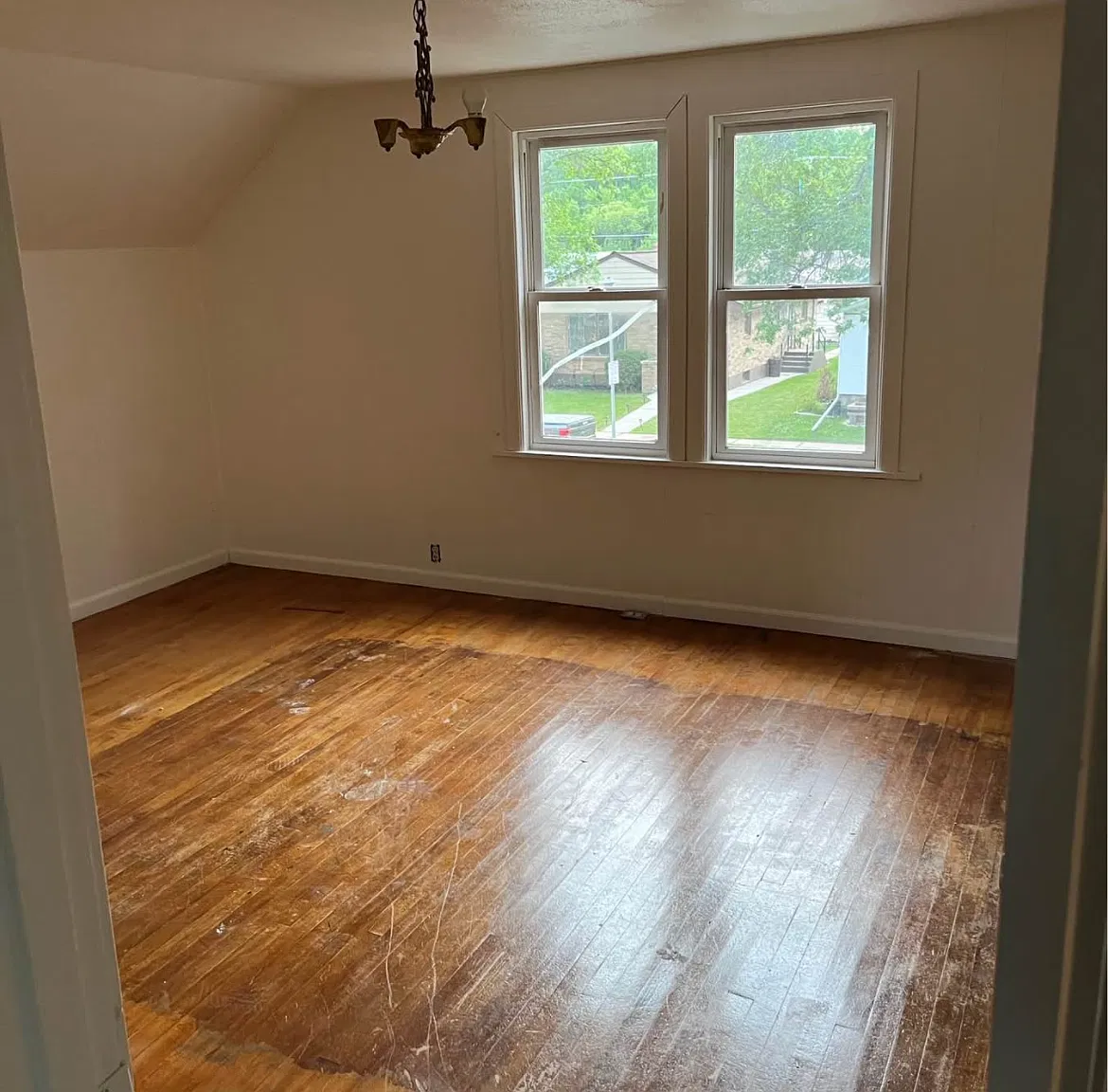 3 bed, 2.0 bath, $1,200 — Photo 1