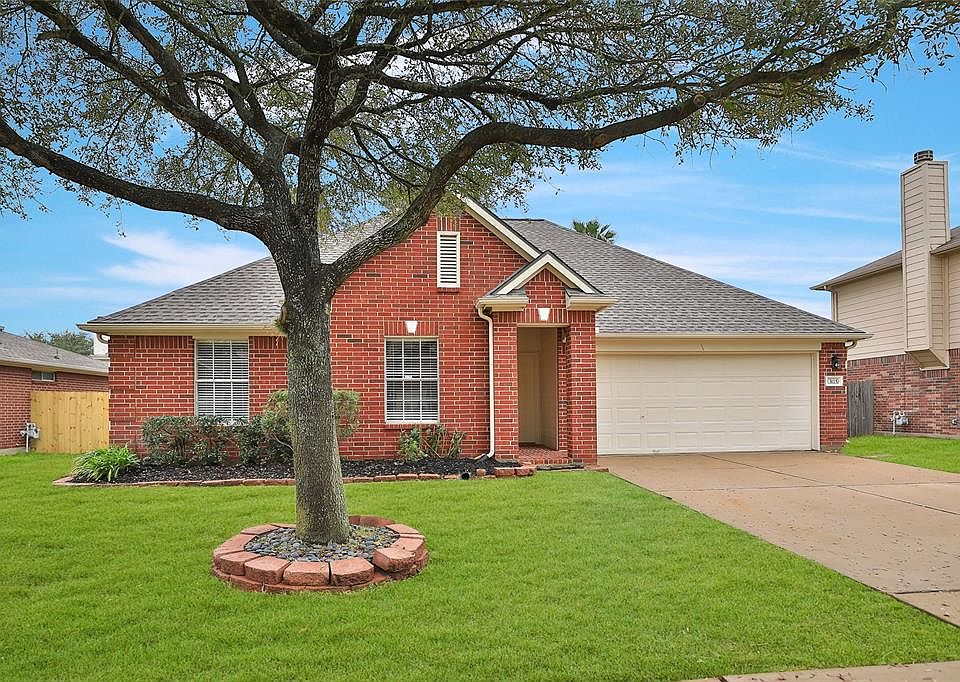 1st image of 3115 Redgum Dr