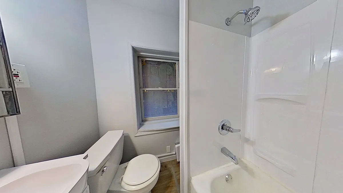 Building Photo - 347 S George St #2F