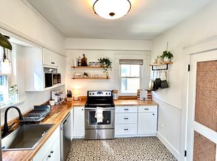 2 Pearl St #2, Dover, NH 03820