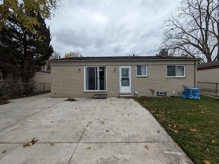 13241 Brainwood Ave — Photo 30
