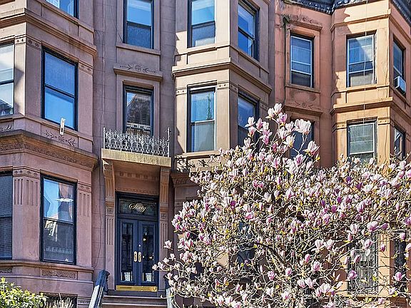2nd image of 60 Sterling Pl