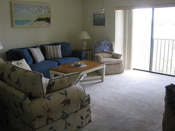 5th image of 3218 S Lakeview Cir APT 204