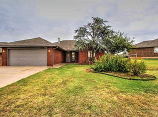 8528 Windy Hill Rd, Oklahoma City, OK 73179