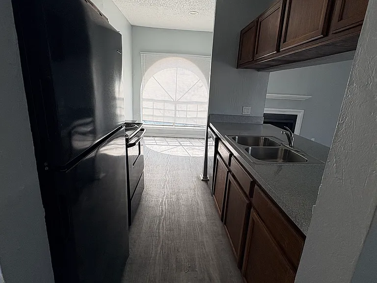 9737 Whitehurst Dr #36 — Photo 2