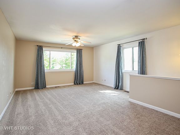 3rd image of 128 Brewster Ct APT A
