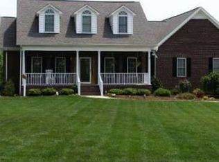 2177 Elliott St, Oxford, NC 27565