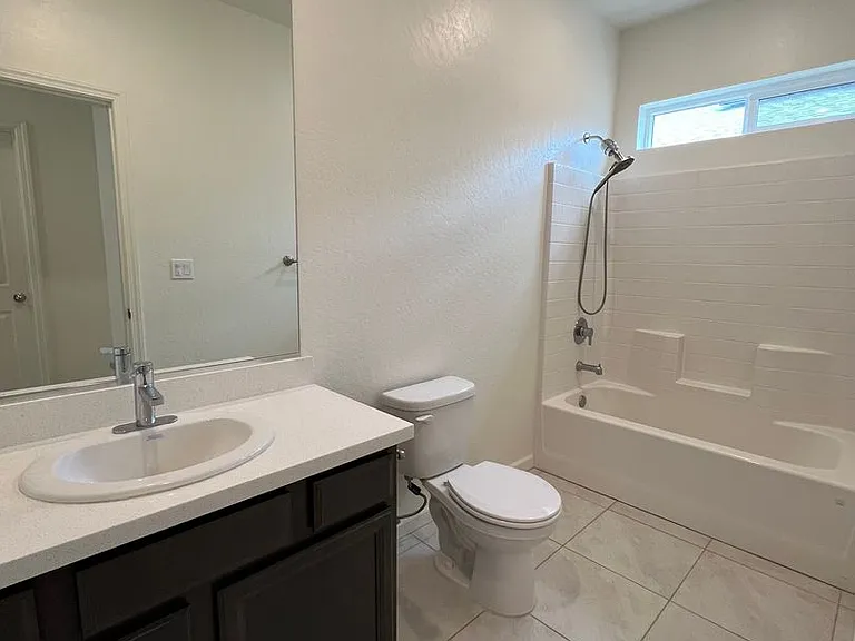587 Sandtrap Ln — Photo 12