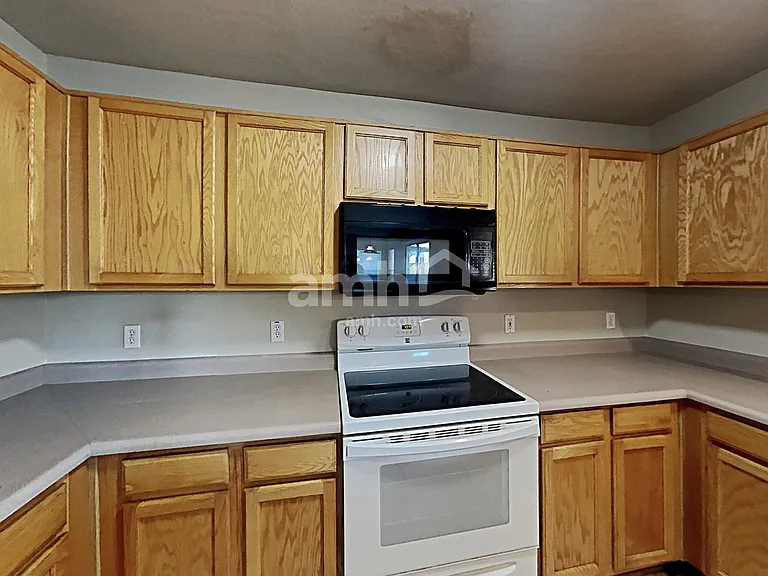 11940 W Charter Oak Rd — Photo 3