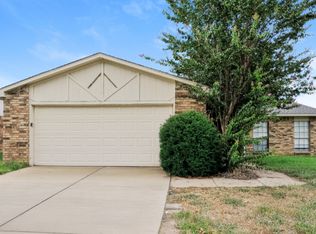 4121 Shagbark St, Fort Worth, TX 76137