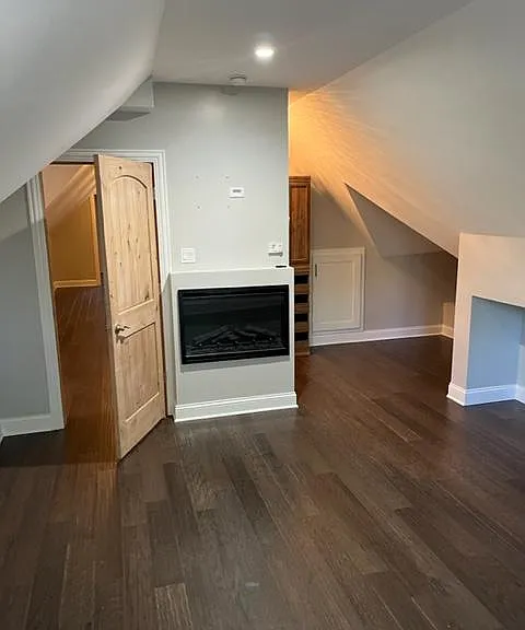 4039 N Whipple St #2 — Photo 13
