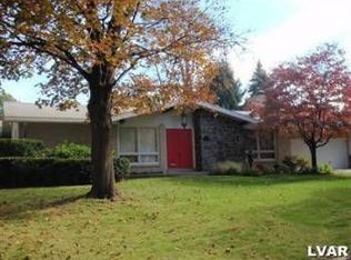 1072 Debbie Ln, Allentown, PA 18103