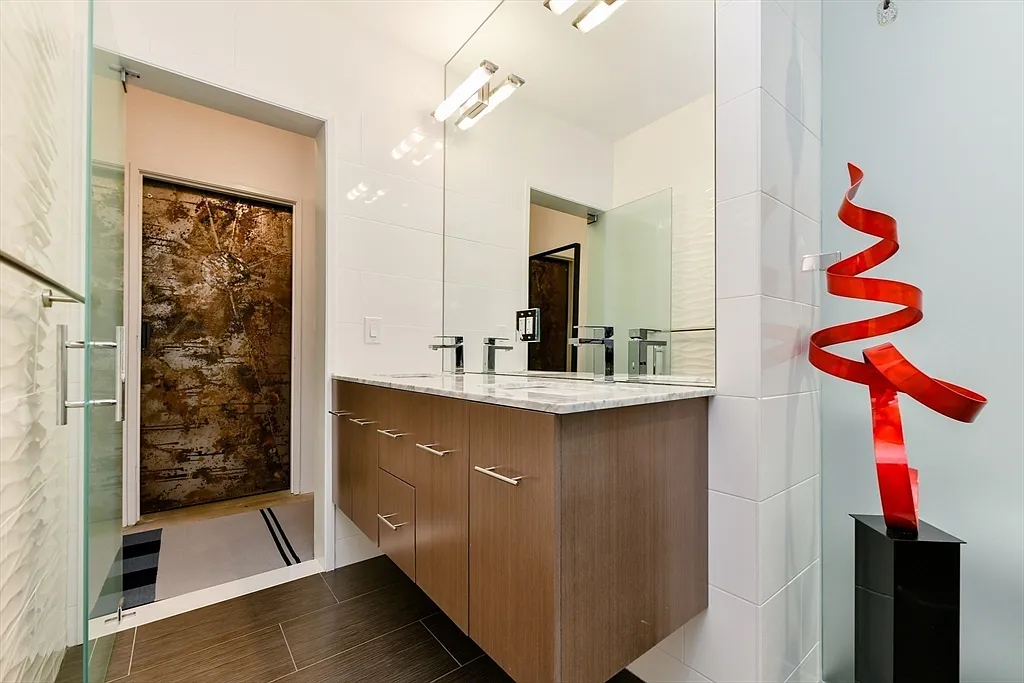 1 bed, 1460 sqft, $4,600 — Photo 3