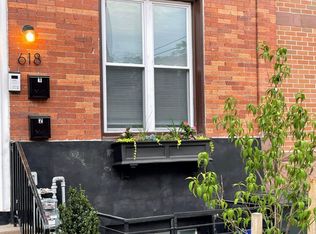 618 N 39th St #2, Philadelphia, PA 19104