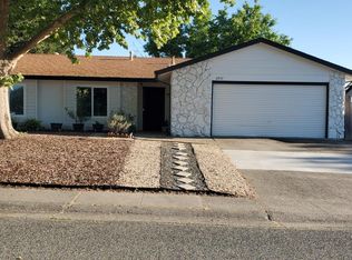 6937 Woodmore Oaks Dr, Orangevale, CA 95662