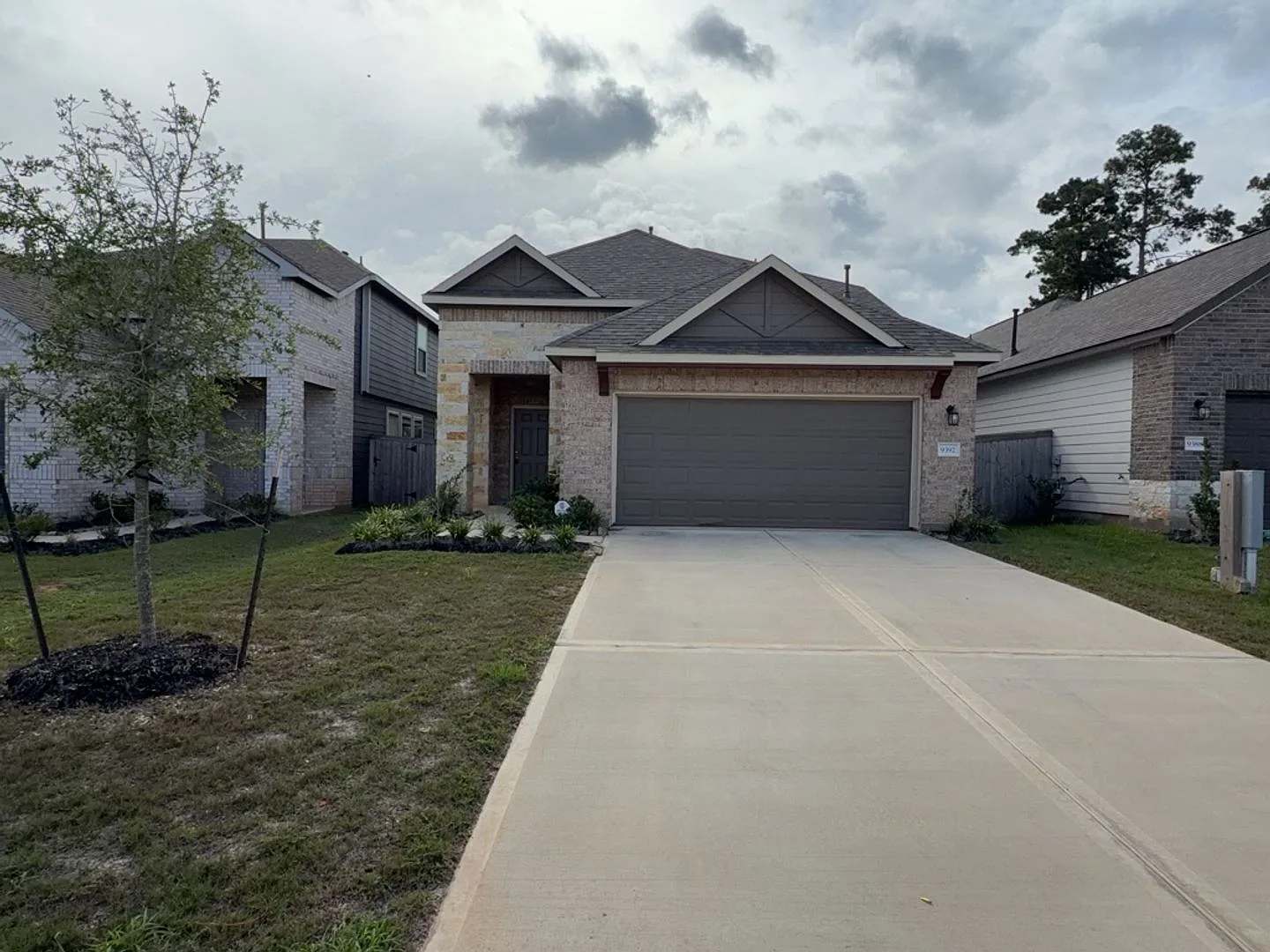 9392 Hard Rock Rd **Ask About Our No Cash Deposit Option — Photo 4
