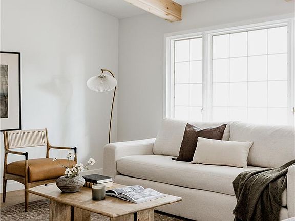 3rd image of 4675 S Yosemite Street #205