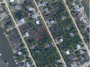 324 Howell St, SAINT GEORGE ISLAND, FL 32328
