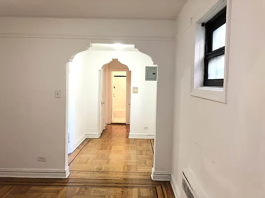 Rented by Lang Realty LLC | media 2